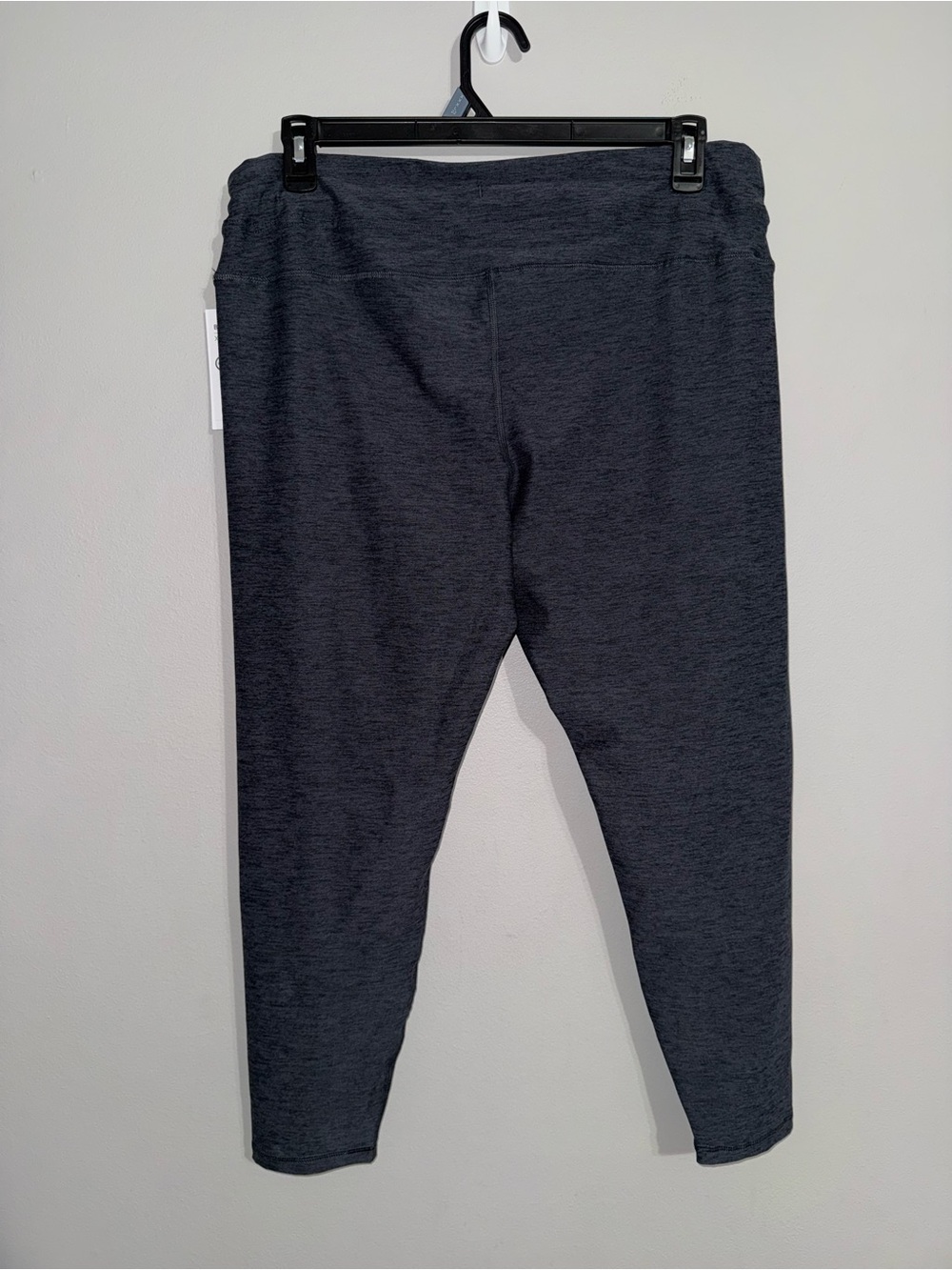 Athletic Works Women’s Black Charcoal Buttercore Leggings XXXL (22) - Picture 4 of 4